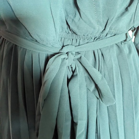 Green Dress - Picture 8 of 14